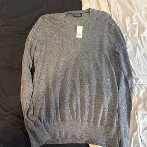 Banna Republic men’s sweater